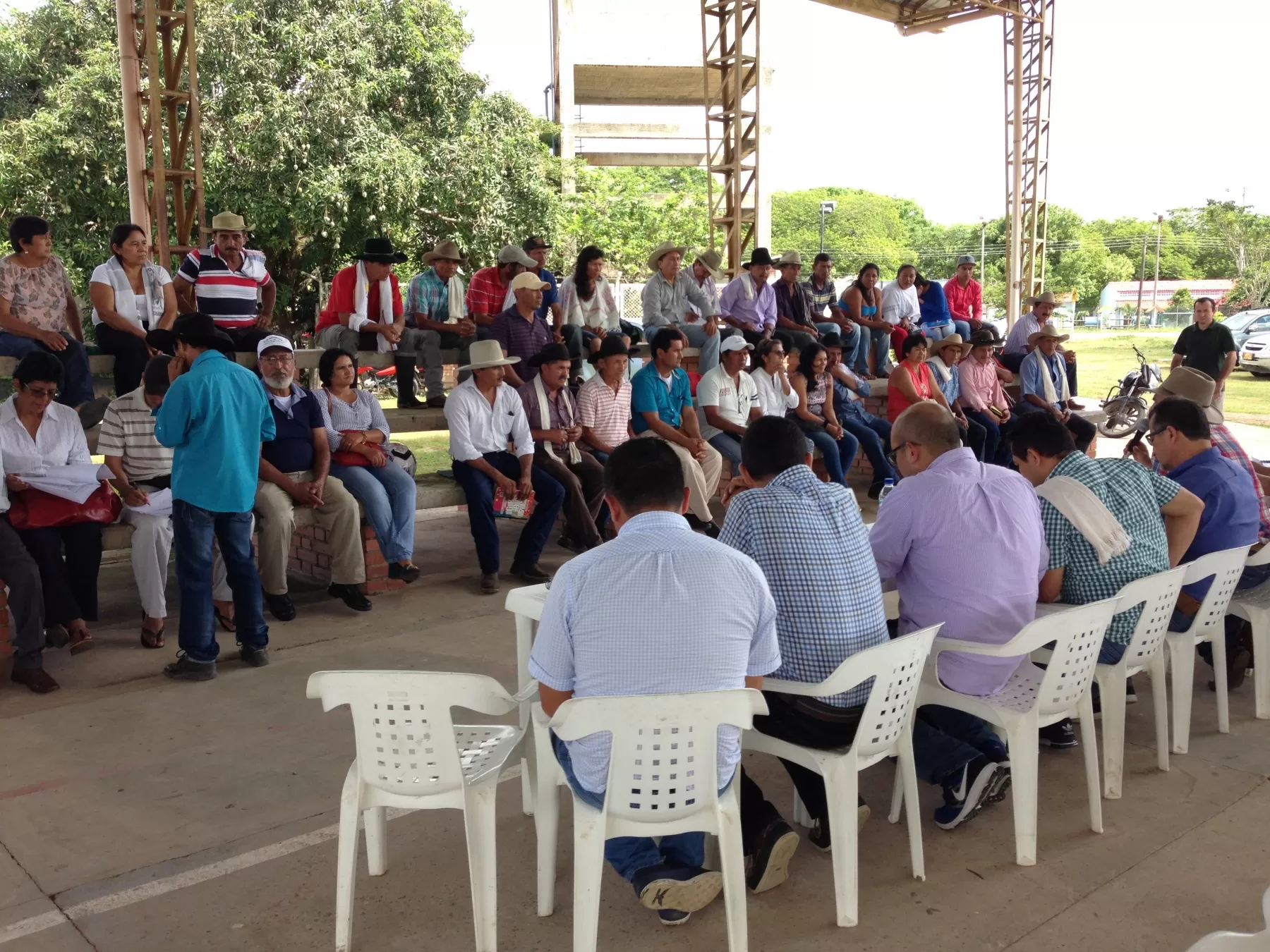 Con el objetivo, de recoger las inquietudes de la comunidad del área rural de Yopal, el Concejo Municipal, dio inicio a la primera sesión descentralizada para el estudio del Plan de Desarrollo 2016- 2019.